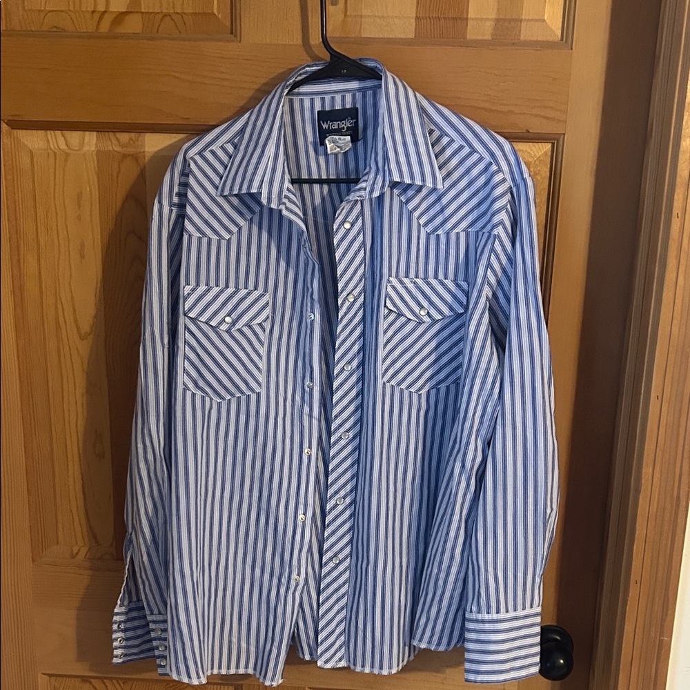 Wrangler Men's Western Pearl Snap Blue and White Striped Shirt
